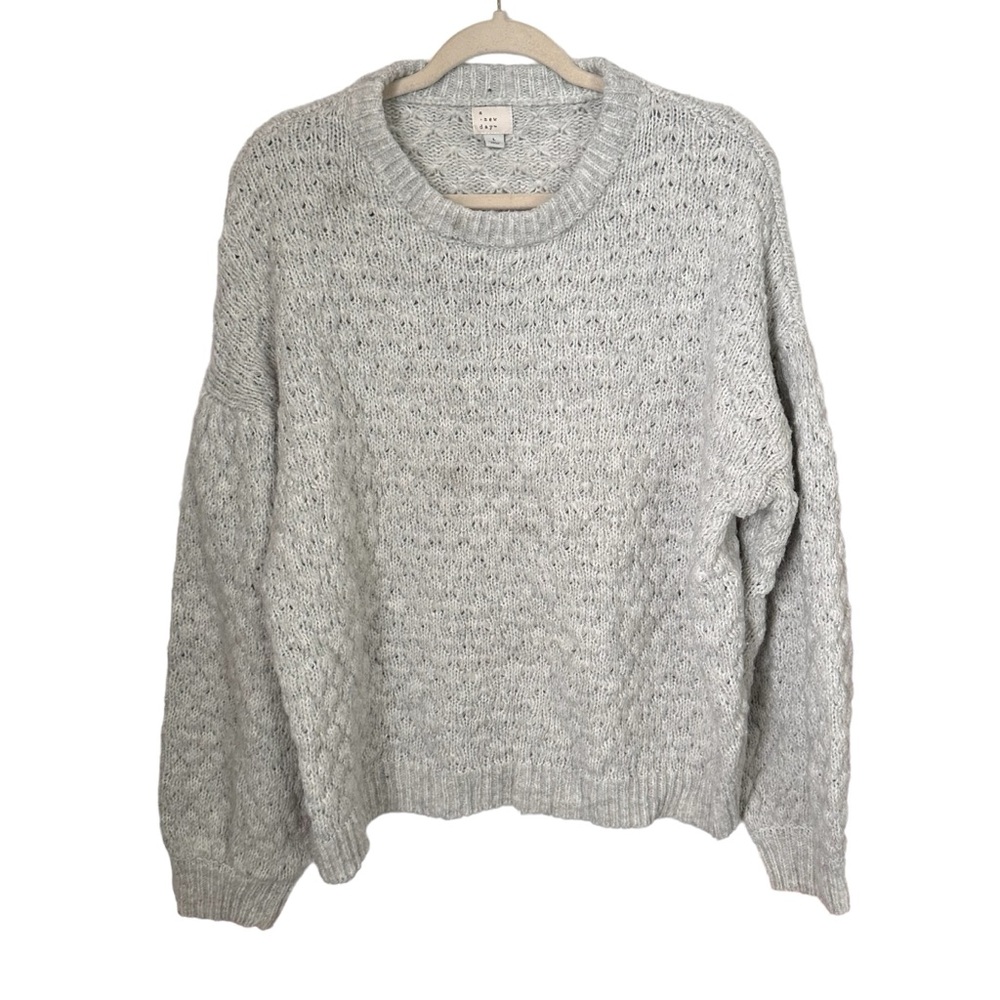 A New Day Womens Sz Large Gray Crewneck Textured Pullover Knit Sweater Soft